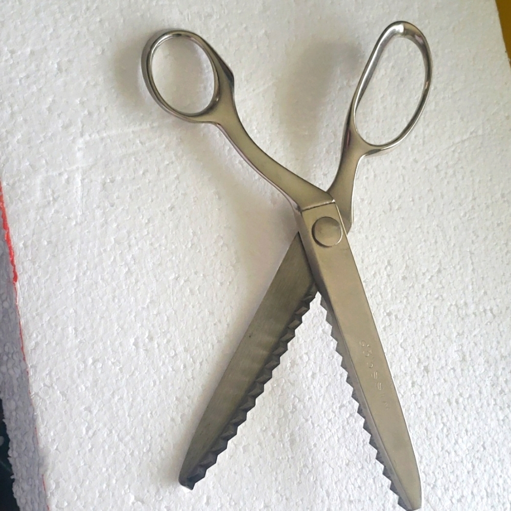 Vintage Wiss Pinking Shears Zig Zag Fabric Scissors steel chrome plated